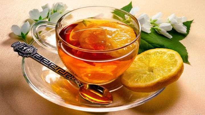 مراحل تهیه دمنوش نعناع پرتقال