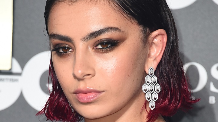 ترفندهایی برای آرایشی ماندگار در هوای سرد پاییزی ترفندهایی برای آرایشی ماندگار در هوای سرد پاییزی