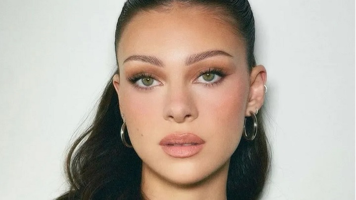 خداحافظی با آرایشهای تکراری: ترفندهای جدید برای پاییز خداحافظی با آرایشهای تکراری: ترفندهای جدید برای پاییز