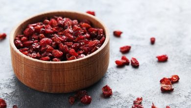 اگر زرشک سیاه شد چه کنیم + روش‌های پیشگیری از سیاه شدن