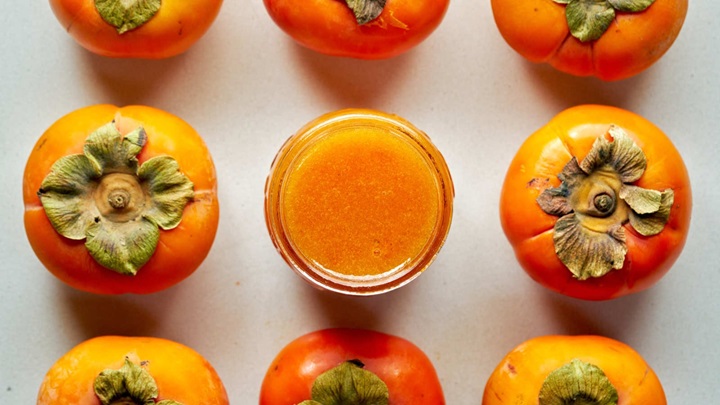 مراحل تهیه ژله خرمالو مراحل تهیه ژله خرمالو