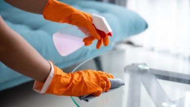 7 راهکار طلایی برای از بین بردن خط و خش میز شیشه‌ای