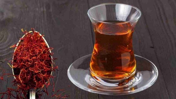 طرز تهیه چای زعفرانی طرز تهیه چای زعفرانی
