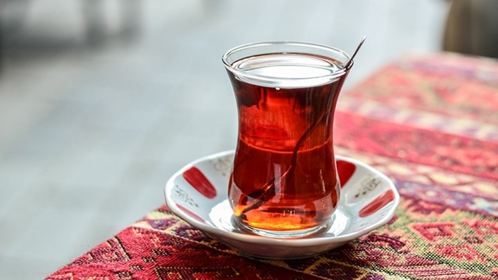 مراحل تهیه چای ذغالی در خانه