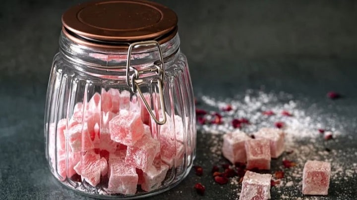 مراحل تهیه لوکوم انار با ژله انار