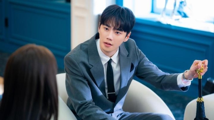 وارث غیرممکن (The Impossible Heir) از بهترین فیلم و سریالهای لی جون یونگ وارث غیرممکن (The Impossible Heir) از بهترین فیلم و سریالهای لی جون یونگ