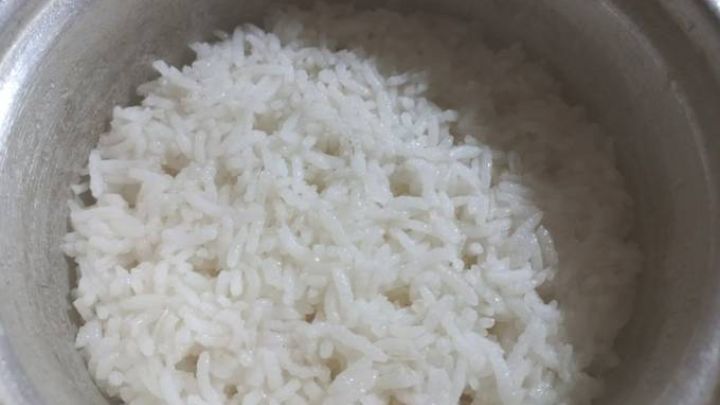 مراحل تهیه خبیس پلا مراحل تهیه خبیس پلا