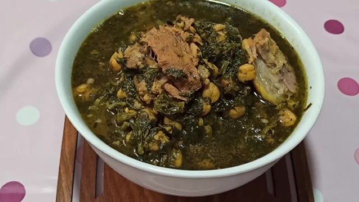 طرز تهیه آبگوشت اسفناج طرز تهیه آبگوشت اسفناج
