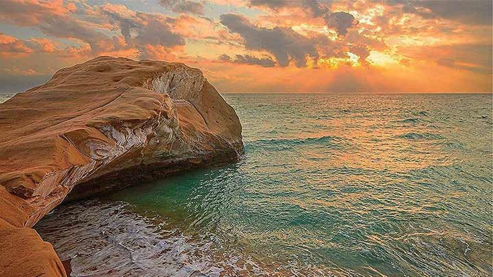 بهترین زمان سفر به گردنه عشاق بهترین زمان سفر به گردنه عشاق