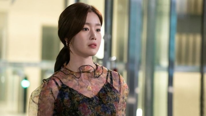 فروشگاه ست بیول تازه کار (Backstreet Rookie) از بهترین سریال‌های هان سون هوا