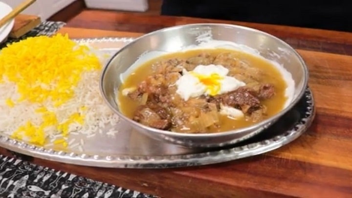 مراحل تهیه خورش بورانی مراحل تهیه خورش بورانی