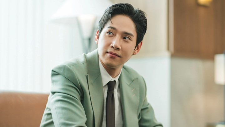 ملکه اشک‌ها (Queen of Tears) از بهترین فیلم و سریال‌های پارک سونگ هون