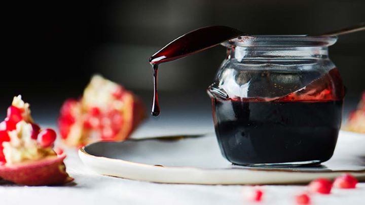 بهترین روش نگهداری رب انار بدون کپک زدن