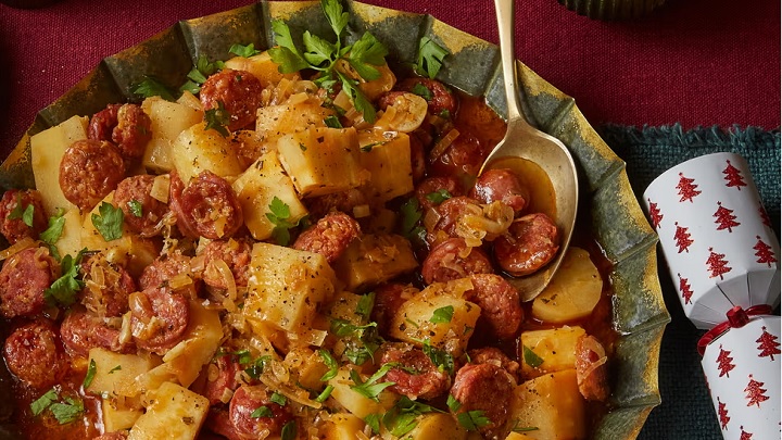 طرز تهیه زردک آب پز و سوسیس چوریتسو