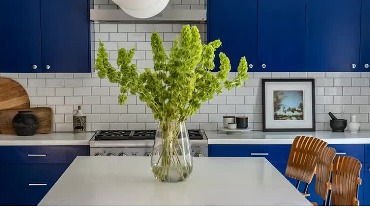 با این ترفندها، از رنگهای تند در دکوراسیون خانهتان نهایت استفاده را ببرید با این ترفندها، از رنگهای تند در دکوراسیون خانهتان نهایت استفاده را ببرید