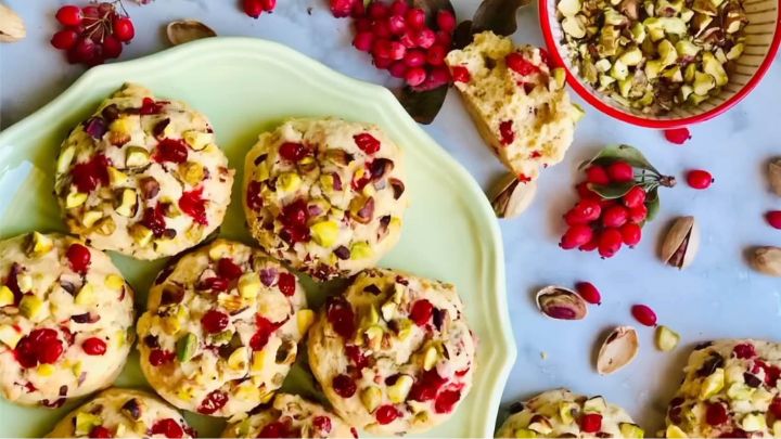 خنک کردن و سرو کوکی زرشک خنک کردن و سرو کوکی زرشک