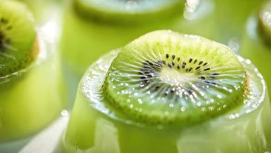 طرز تهیه دسر کیوی با 2 روش متفاوت + نکات و فوت‌وفن‌ ها