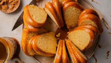 طرز تهیه کیک کدو حلوایی برای یلدا + نکات و فوت‌وفن ها