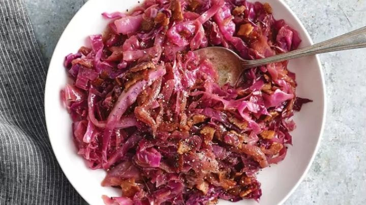 نکات و فوت‌وفن های طرز تهیه بورانی کلم قرمز