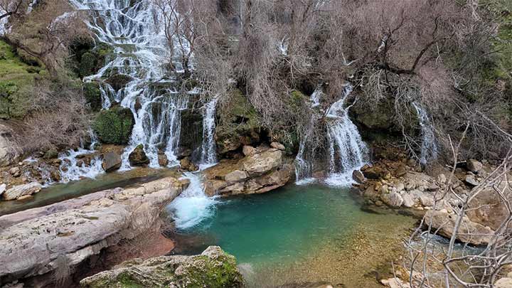 آبشار شوی از بهترین مقاصد سفر در فصل زمستان