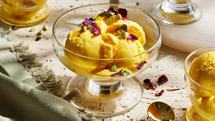 نکات خوشمزه‌تر شدن بستنی زعفرانی