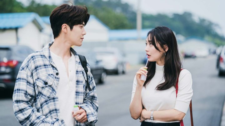 دهکده ساحلی چاچاچا (Hometown Cha-Cha-Cha) از بهترین فیلم و سریالهای شین مین آ دهکده ساحلی چاچاچا (Hometown Cha-Cha-Cha) از بهترین فیلم و سریالهای شین مین آ