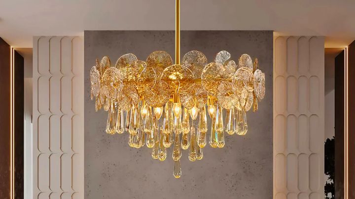 انواع مدل‌های لوسترهای کریستالی برای دکوراسیون‌های شیک و زیبا