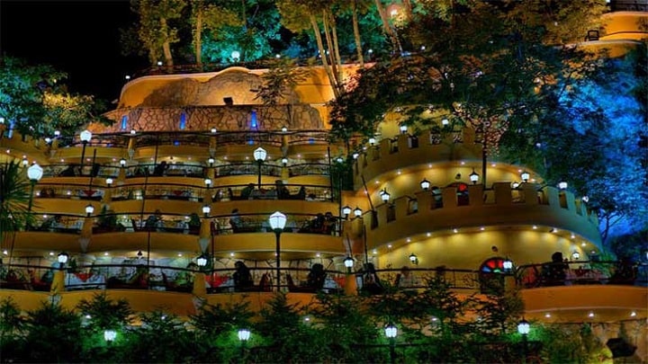 تفریحات شبانه در تهران تفریحات شبانه در تهران