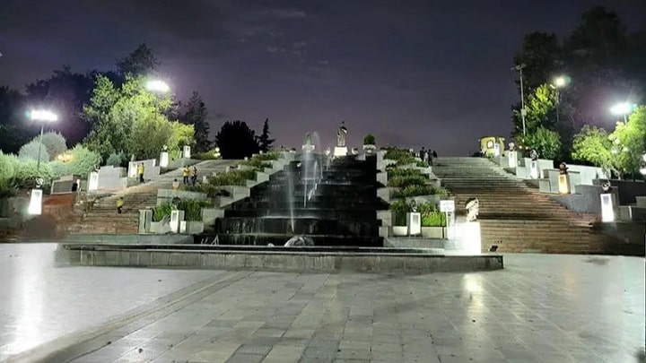 معرفی تفریحات شبانه در تهران معرفی تفریحات شبانه در تهران