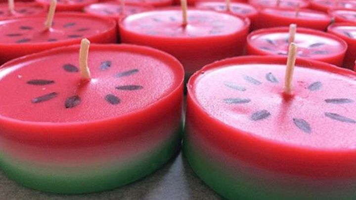 شمع‌های کوچک با طرح هندوانه برای یلدا