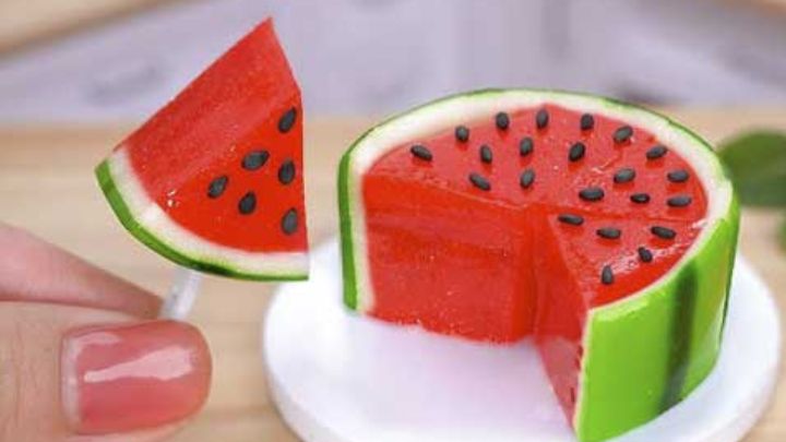 ایده‌های تزیین ژله یلدایی 1403 با طرح هندوانه