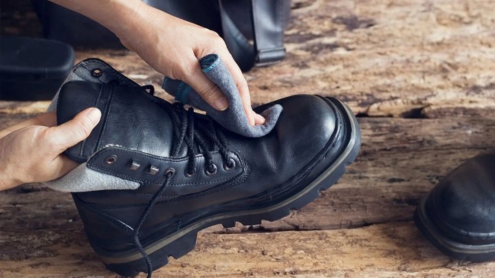 اصول نگهداری و مراقبت از چکمههای چرمی در فصول سرد اصول نگهداری و مراقبت از چکمههای چرمی در فصول سرد