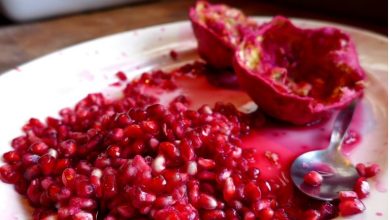 با خواص و مضرات انار پخته آشنا شوید