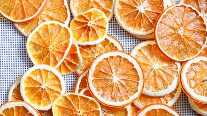 خشک کردن پرتقال در میوه خشک کن خشک کردن پرتقال در میوه خشک کن