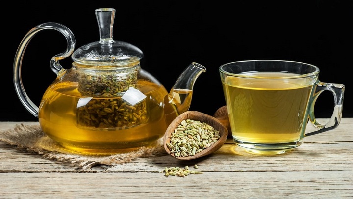 مراحل طرز تهیه دمنوش رازیانه