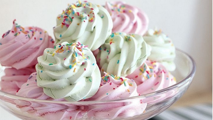 طرز تهیه شیرینی مرنگ بدون کرم تارتار