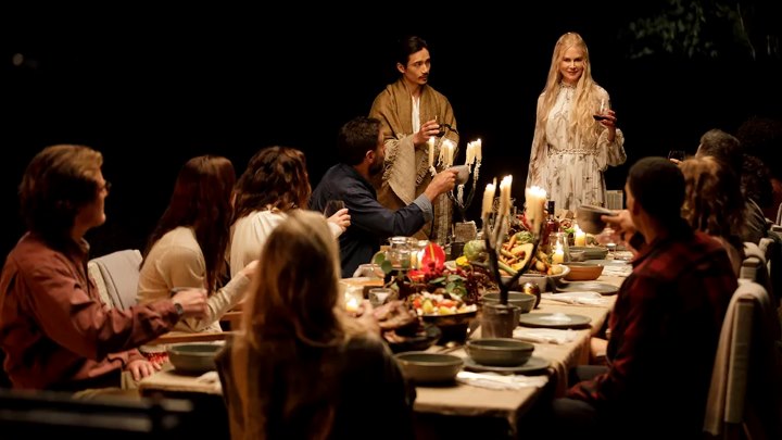 داستان سریال نه غریبه کامل (Nine Perfect Strangers)