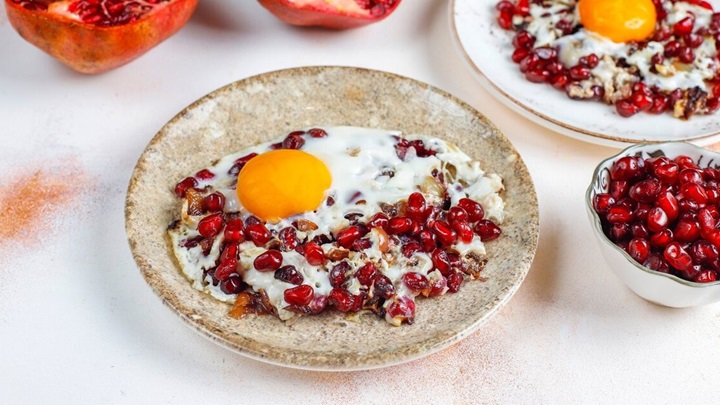 طرز تهیه املت انار (مرغانه انار) گیلانی طرز تهیه املت انار (مرغانه انار) گیلانی