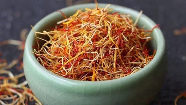 ریشه زعفران چیست و چه کاربردی دارد؟ - مجله اکالا