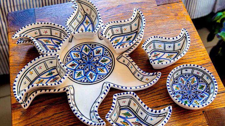 هنر در هر نگاه: اردوخوری‌های سرامیکی با طرح‌های هنری