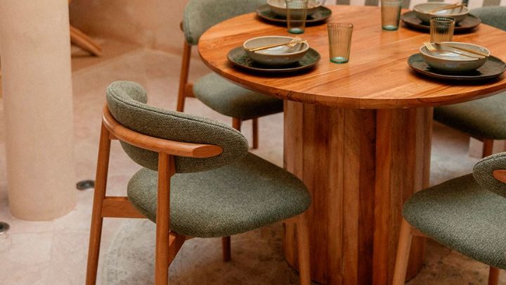 صندلی چوبی: تجربهای متفاوت از نشستن صندلی چوبی: تجربهای متفاوت از نشستن