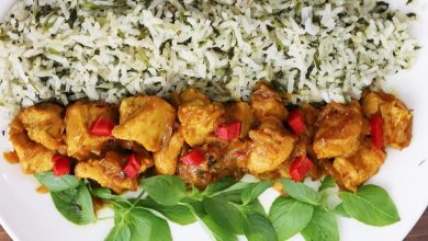 طرز تهیه گشنیز پلو با مرغ زعفرانی با 2 روش متفاوت (ویژه ناهار)