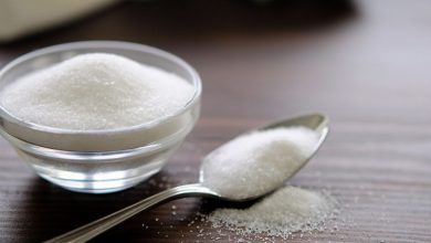 8 روش‌ استفاده از نمک برای خانه تکانی آشپزخانه