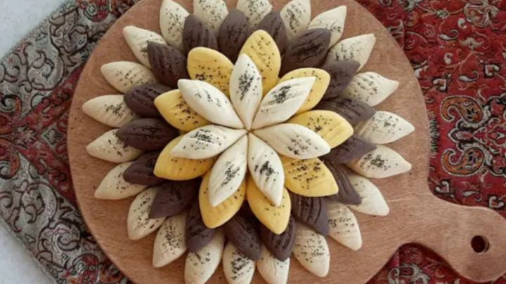 طرز تهیه شیرینی پادرازی به روش سنتی طرز تهیه شیرینی پادرازی به روش سنتی