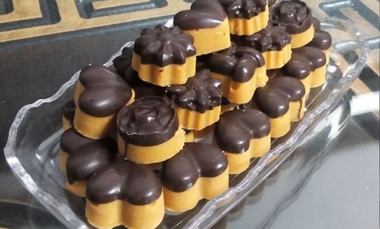 طرز تهیه شیرینی برشتوک ساده و شکلاتی برای عید نوروز