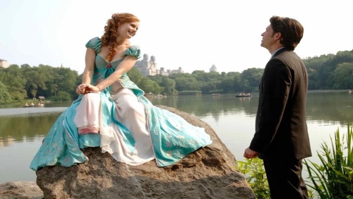 افسون‌شده (Enchanted)