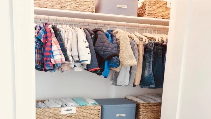 رختخواب کودکان را در کمد خودشان بگذارید رختخواب کودکان را در کمد خودشان بگذارید