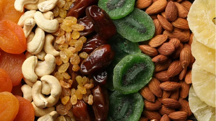 آجیل مغذی با خرما