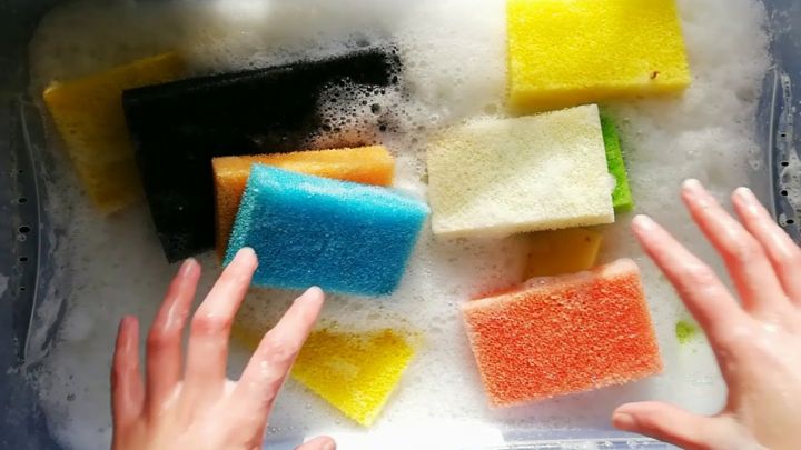 کاربردهای شگفت‌انگیز اسفنج آشپزخانه