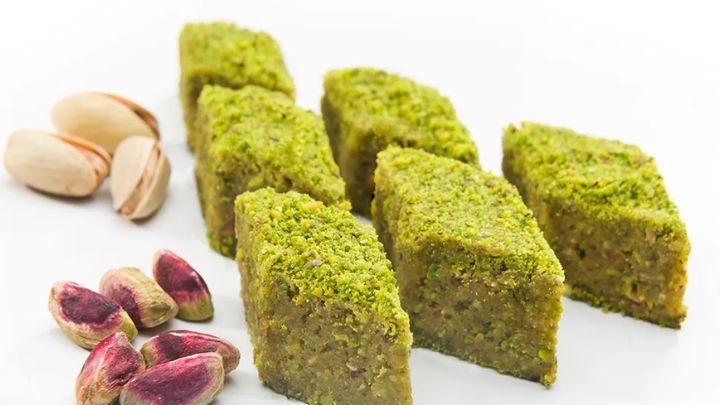 نکات و فوت‌وفن‌ های طرز تهیه لوز پسته یزدی خانگی